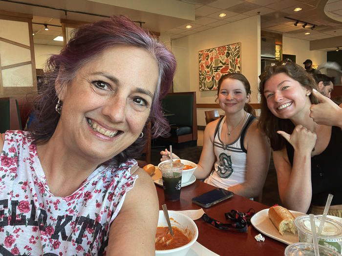 Rachelle Arnold, left, of Daisy Bug Delivery, eating lunch with Keeleigh Wilbanks and Ella Makowski. PHOTO: RACHELLE ARNOLD